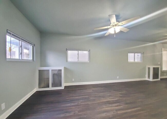 Photo - 3453 N Oakland Ave