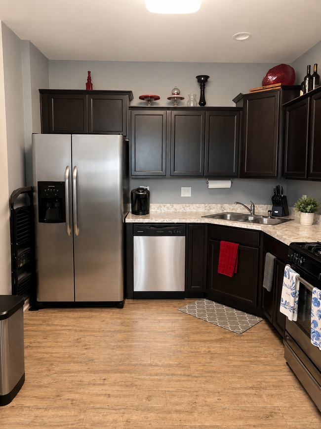 Building Photo - 651 Anchorage Ct