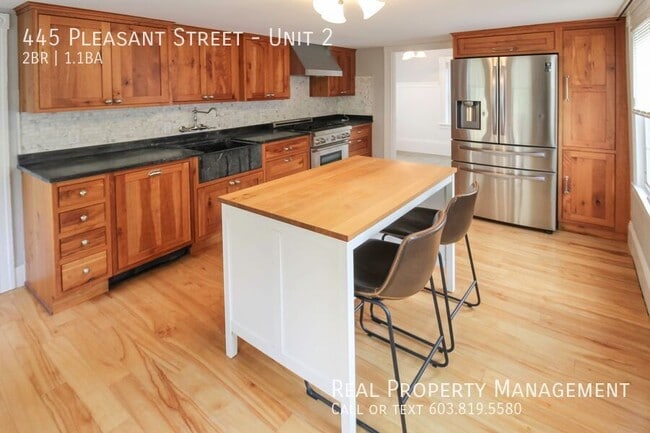 Photo - 445 Pleasant St Unit 2