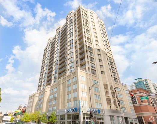 Building Photo - 600 N Dearborn St Unit 611 Rental