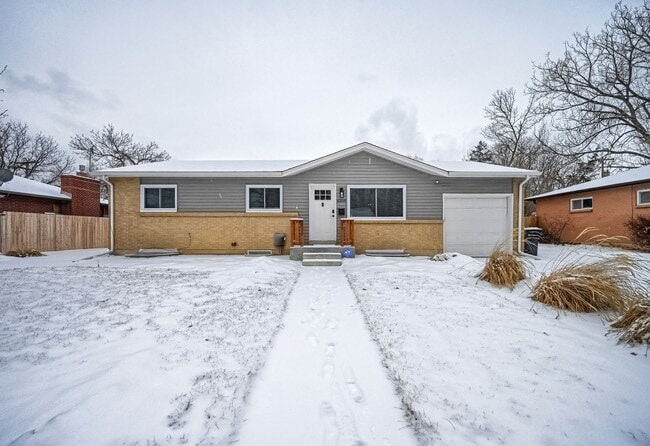 Building Photo - 6358 Brooks Dr