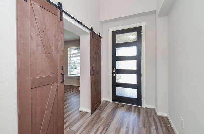 Photo - 28402 Eli Eagle St