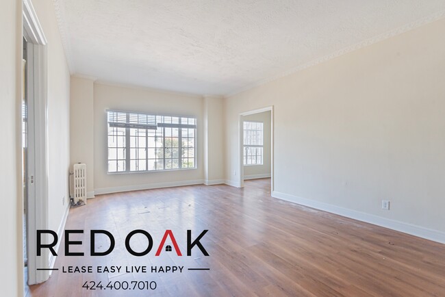 Building Photo - 570 N Rossmore Ave Unit 702 Rental