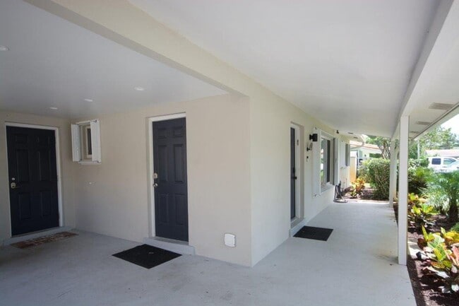 Photo - Step Into Sunshine: Modern Charm Meets Coa...