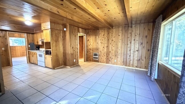 53510 Country Club Dr