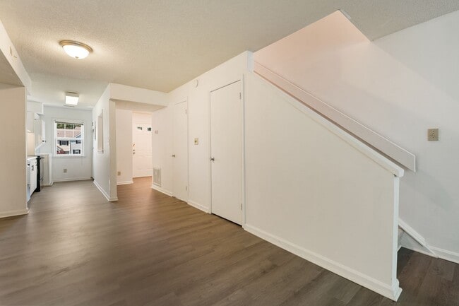 Photo - Updated 2BR/2.5BA in Fantastic Chapel Hill Location! Convenient to I-40!