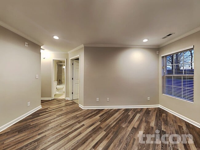 Photo - 254 Riverrun Dr