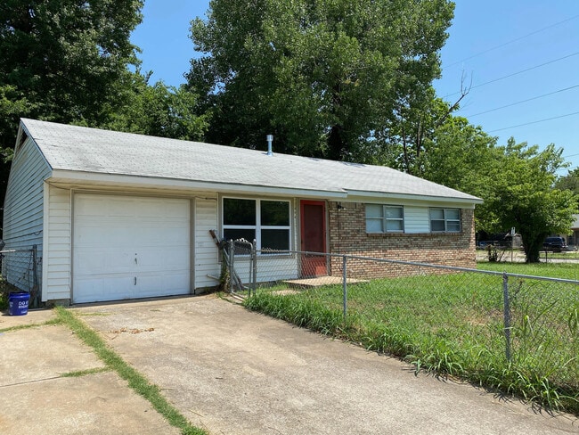 Building Photo - 655 E 54th St N Rental
