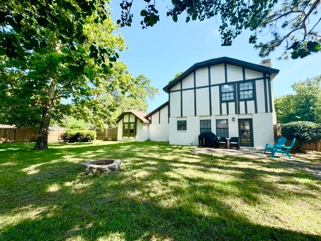 Building Photo - 129 Raintree Blvd Rental