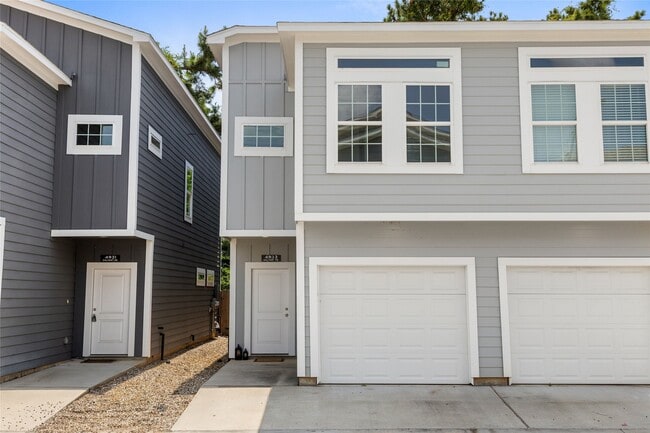 Building Photo - 4933 Dalhart Dr