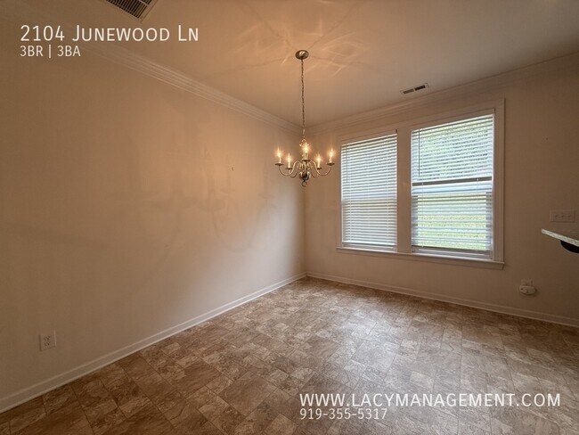 Photo - 2104 Junewood Ln
