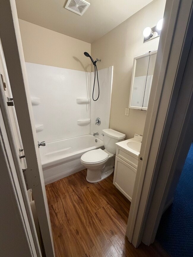 Photo - 25665 W Bridge St