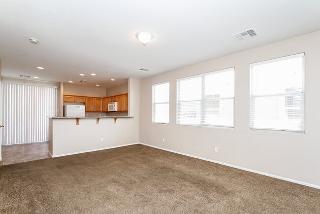 Photo - 548 Bayo Canyon Ct