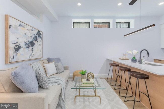 Photo - 1012 17th Pl NE Unit 1