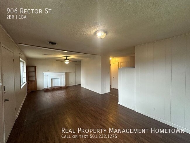 Photo - 906 Rector St