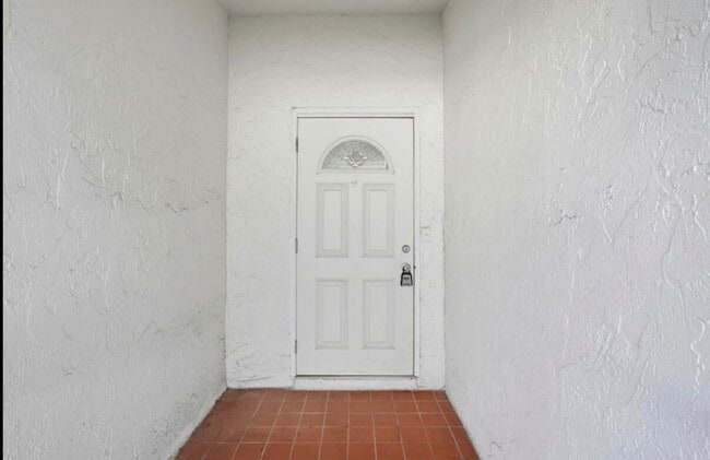 Photo - 13526 Fountain View Blvd