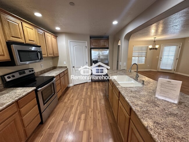 Photo - 1202 W 110 N