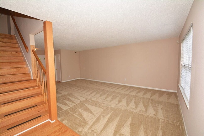 Photo - 3438 W 52nd St