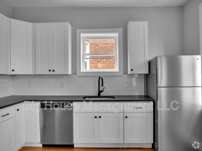Building Photo - 707 Druid Park Lake Dr Rental