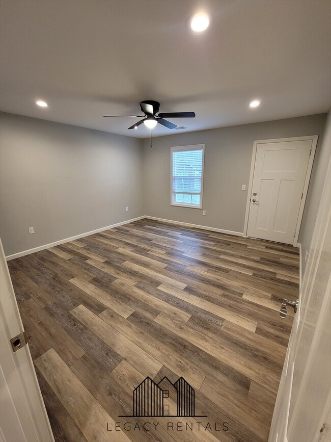 Photo - 238 Longwood Ln.