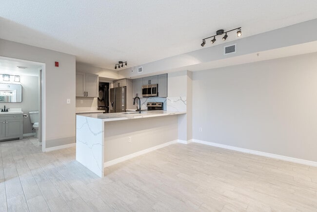 Photo - 2600 S University Dr Unit 208