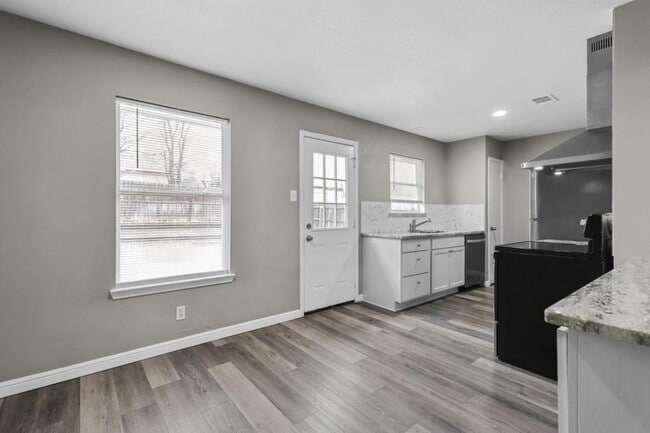 Photo - 2608 Cross Timber Dr
