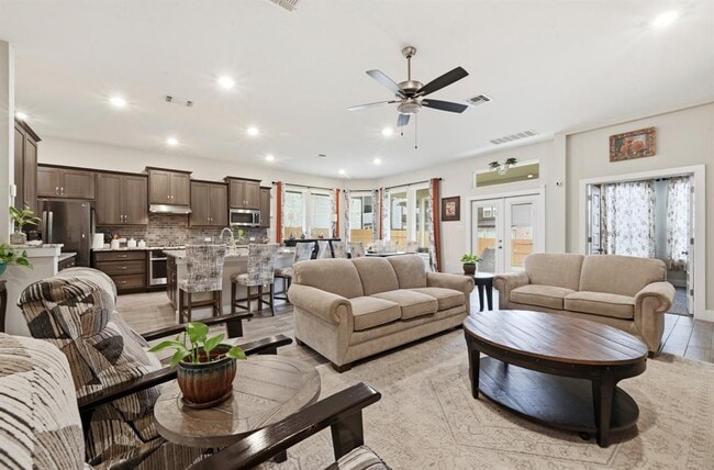 Photo - 169 Soft Elm Dr