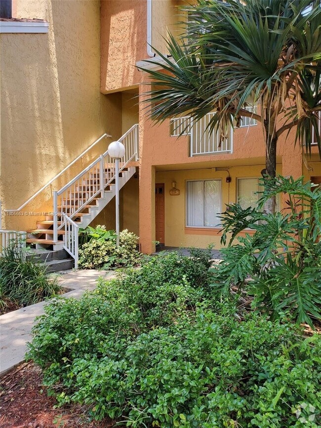 Building Photo - 1154 Coral Club Dr Unit 1154 Rental