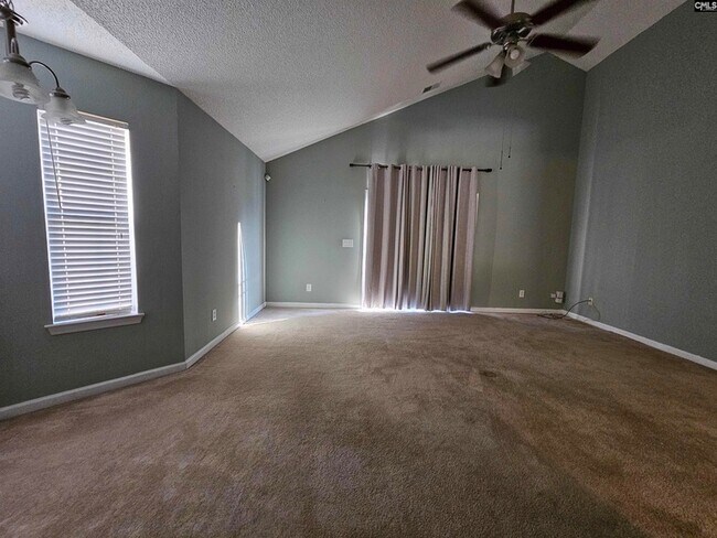 Photo - 876 Sandmyrtle Cir