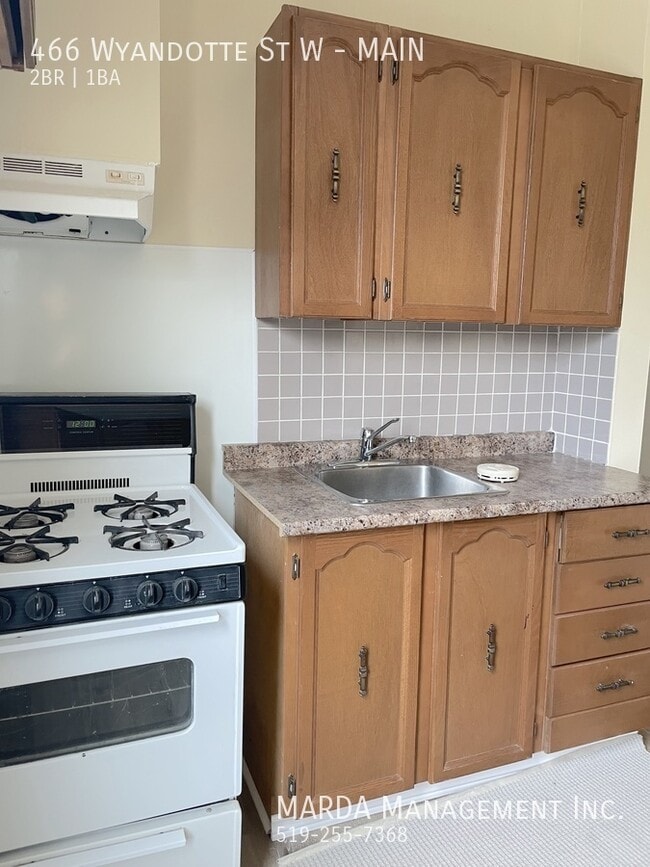Photo - COZY 2 BEDROOM 1 BATH MAIN FLOOR UNIT+ 50% GAS Unit MAIN