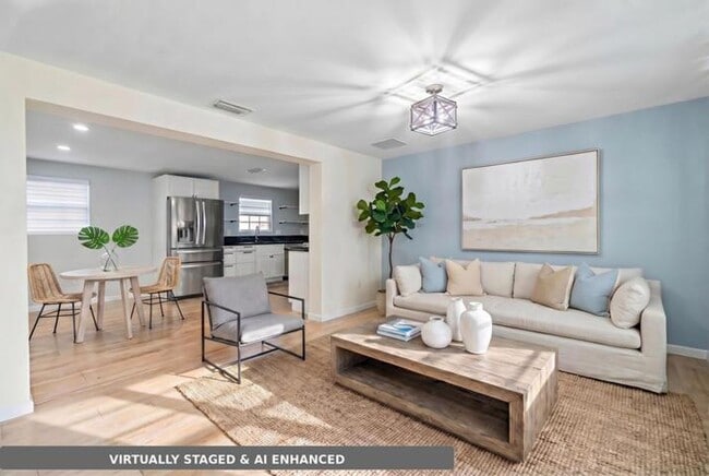 Photo - 353 E Lakewood Rd