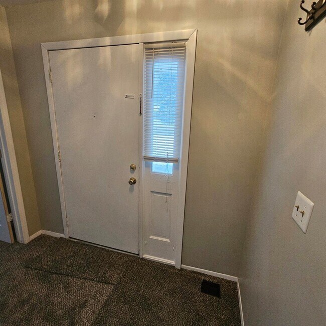 Photo - 2 Bedroom Ranch Condo w/ Finished Basement. Corner Unit, Spacious Bedrooms