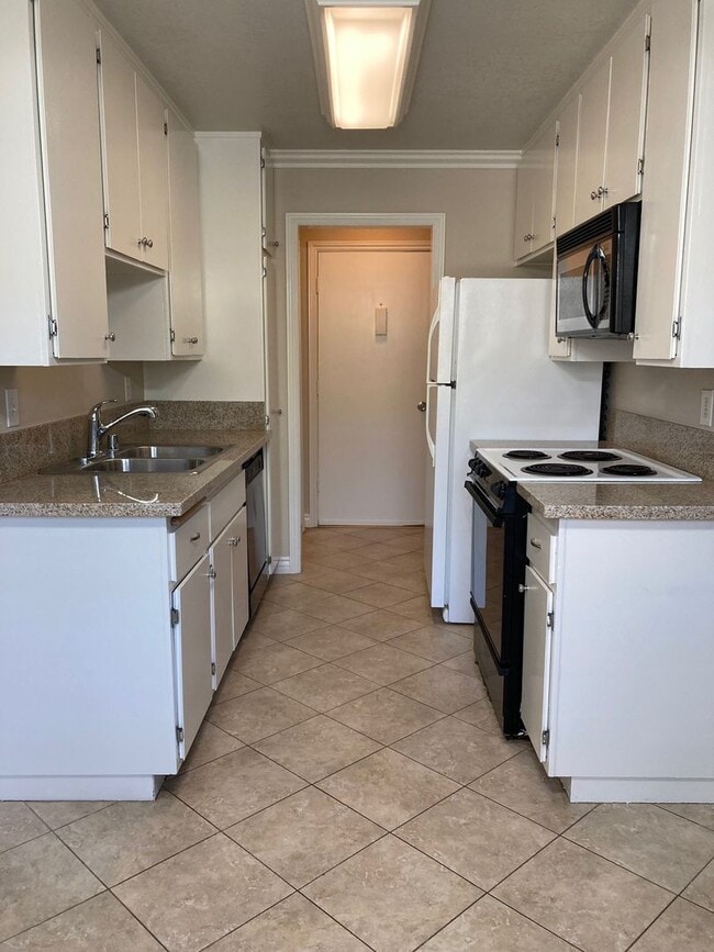 Photo - 12200 Montecito Rd