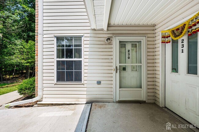 Photo - 230 Vasser Dr