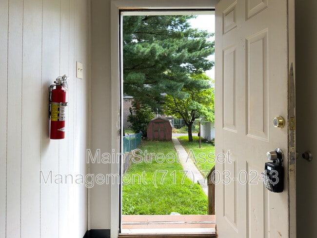 Photo - 658 Walnut St Unit 1