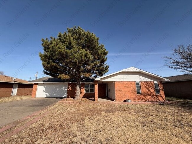 Building Photo - Nice three bedroom/ two bath family home.