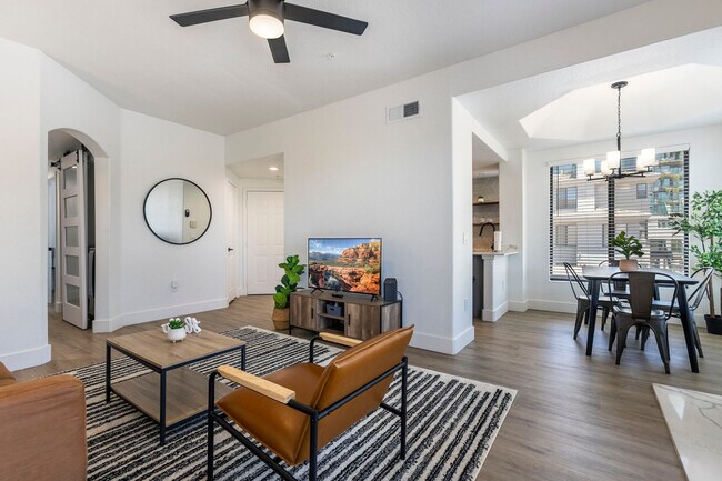 Photo - 15608 N 71st St Unit ID1035254P