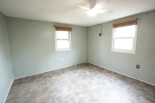 Photo - 206 Cedar St