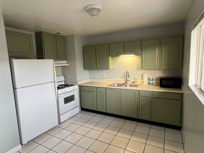 Photo - 511 Utah St SE Unit 511