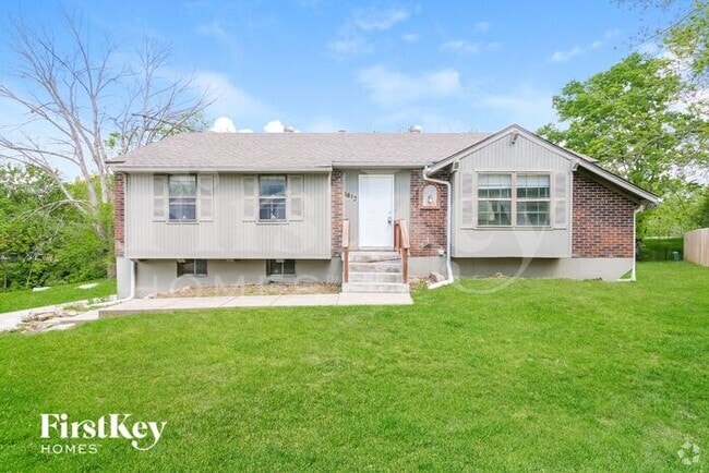 Building Photo - 1613 NW Winchester Pl Rental
