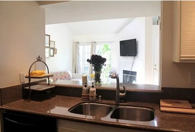 Photo - COMING SOON! 1 Bedroom + Loft Condo for Rent in Valencia! Unidad 448