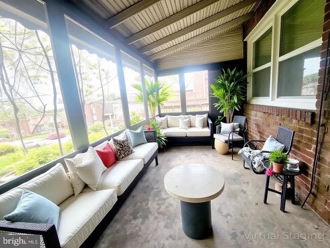 Photo - 3105 Frisby St