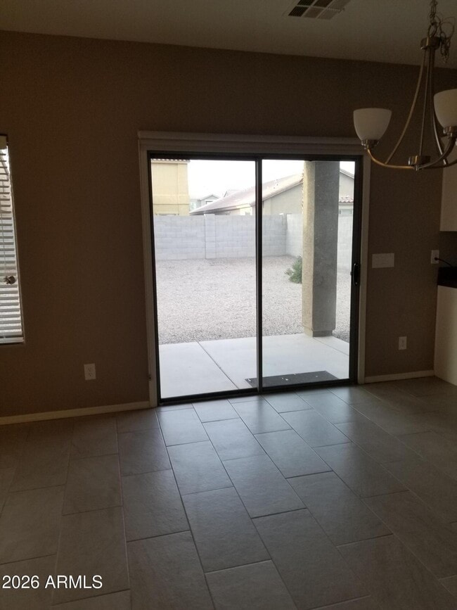 36554 W Alhambra St
