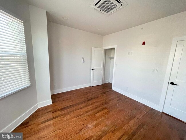 Photo - 309 S 60th St