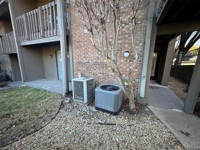 Photo - 1121 Signal Ridge Pl