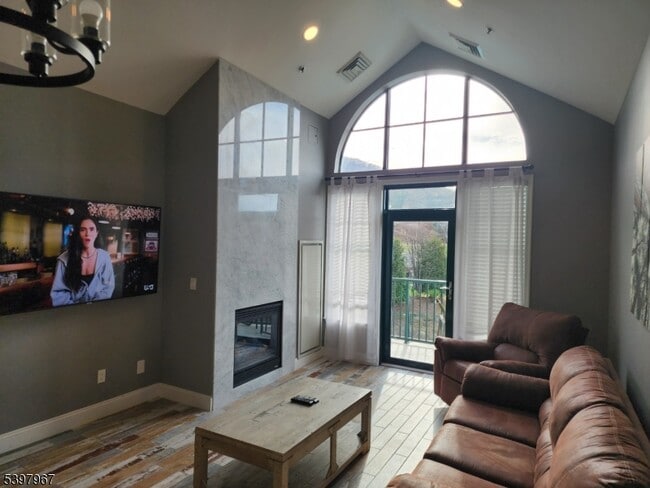 Photo - 200 NJ-94 Unit 414