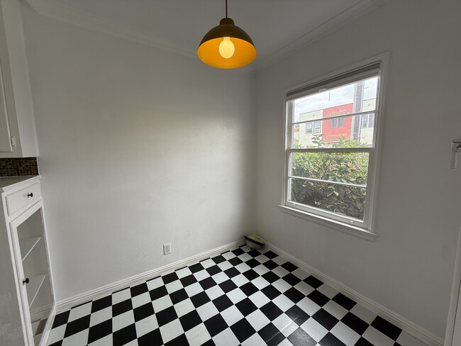 Photo - 4126 Monroe St Unidad A