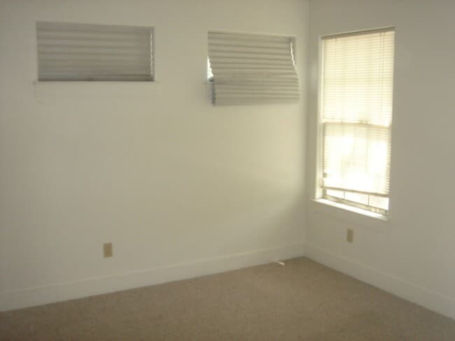 Photo - 5101 Martin Ave Unidad #A