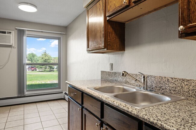 Photo - Golden Valley Greenway