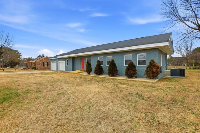 Photo - 121 Church of God Rd